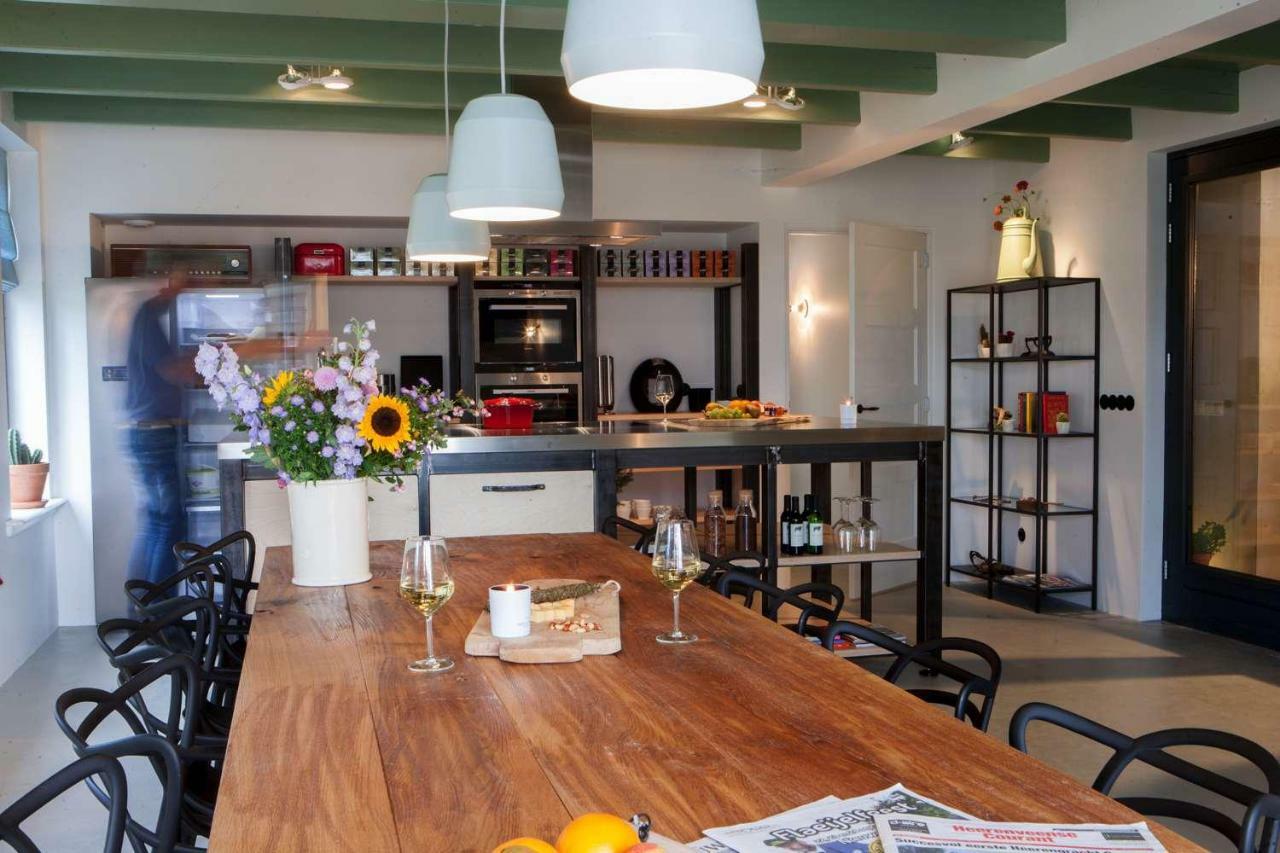 Uitgerust Voor Zaken Bed & Breakfast Херенвен Екстериор снимка