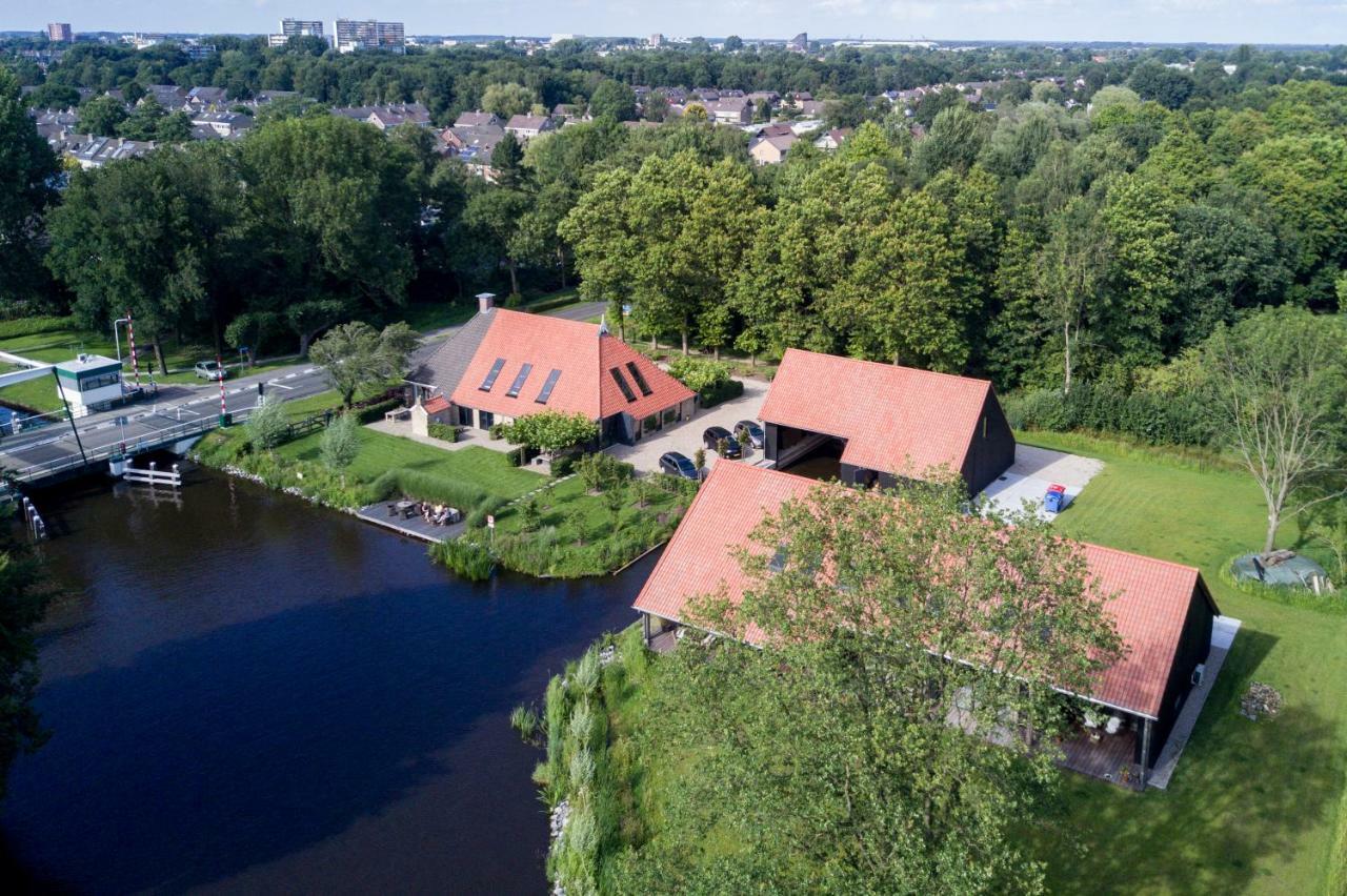 Uitgerust Voor Zaken Bed & Breakfast Херенвен Екстериор снимка